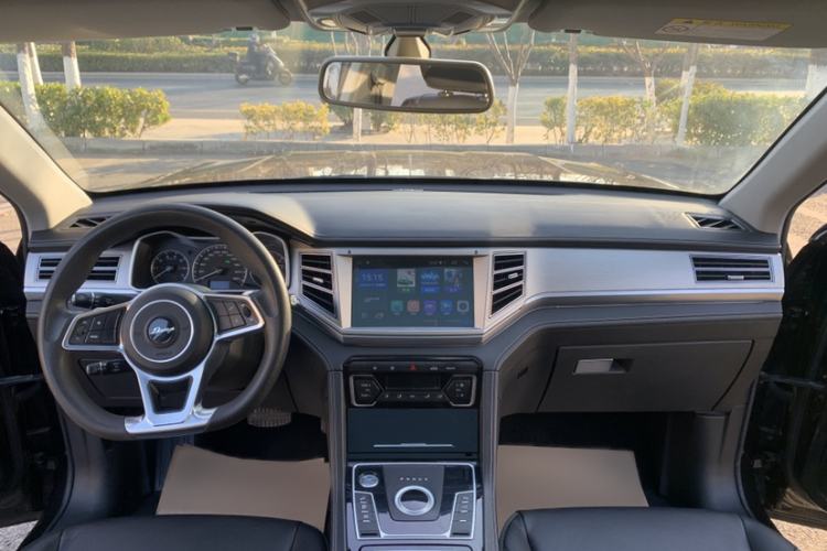 Used Zotye Domy X7 2018 2.0T Automatic Luxury Version