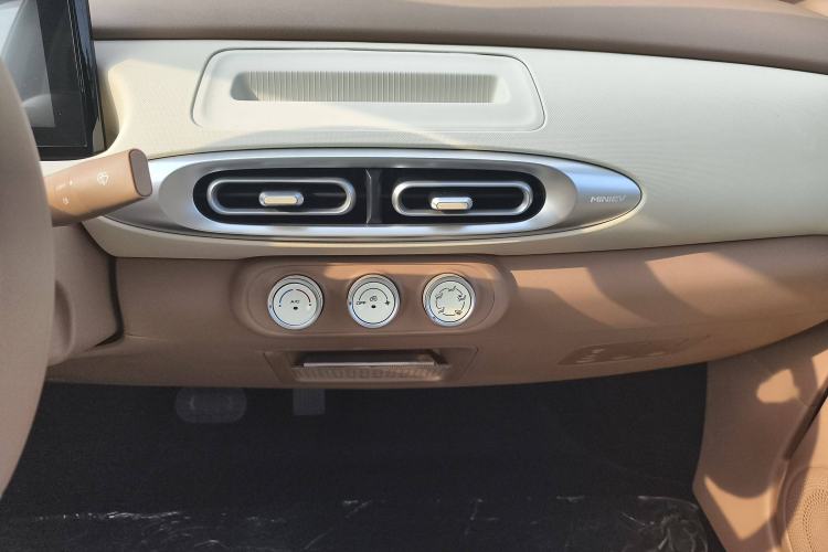 Used Wuling Hongguang MINIEV 2025 Four-Door Version Advanced Edition