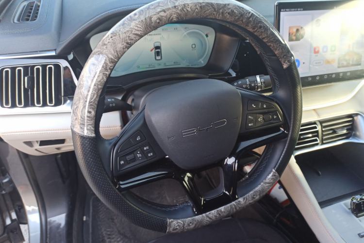 Used BYD Song PLUS New Energy 2024 HONOR Edition DM-i 71km Luxury Model