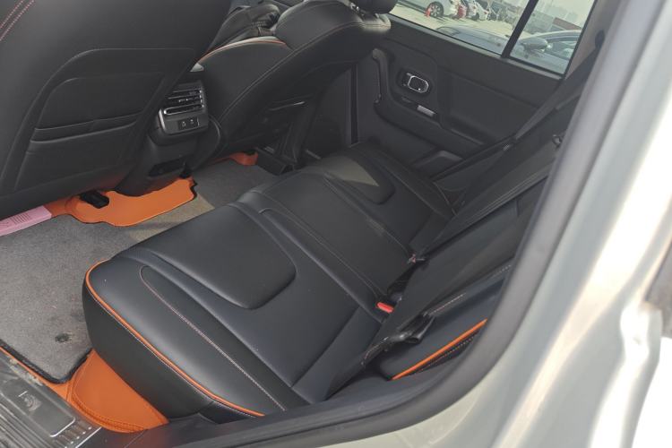 Used JETOUR Shanhai T1 2025 150 km Heading South Left Rear Seat