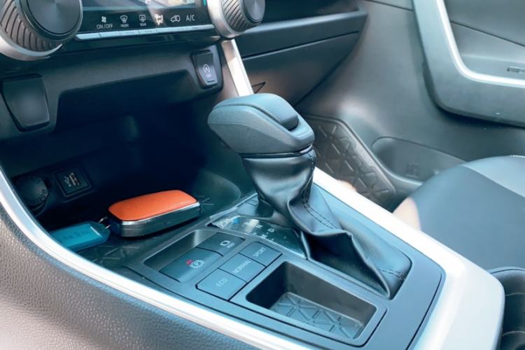 Used Toyota RAV4 2023 2.0L CVT Two-Wheel Drive Urban Edition