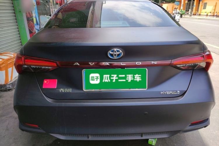 Used Toyota Avalon 2019 Dual-Engine 2.5L Luxury Edition China VI Standard