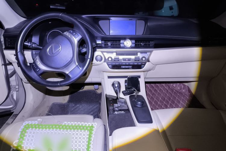 Used Lexus ES 2014 250 Comfort Edition