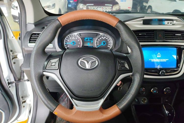 Used FAW Yingzhi G5 2016 1.5L CVT Luxury Navigation Edition