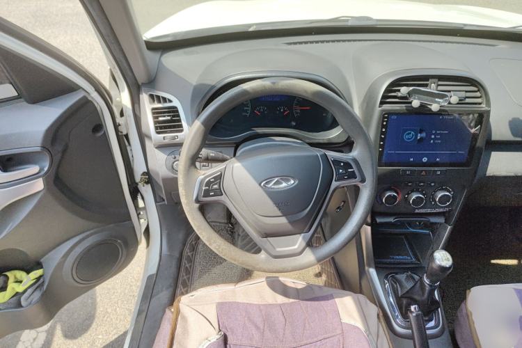 Used Chery Tiggo 3 2014 Magic Edition 1.6L Manual Fashion Version Steering Wheel