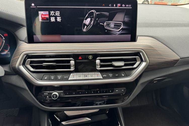 Used BMW X3 2023 xDrive30i Leading Model M Night Edition Package Interior 4