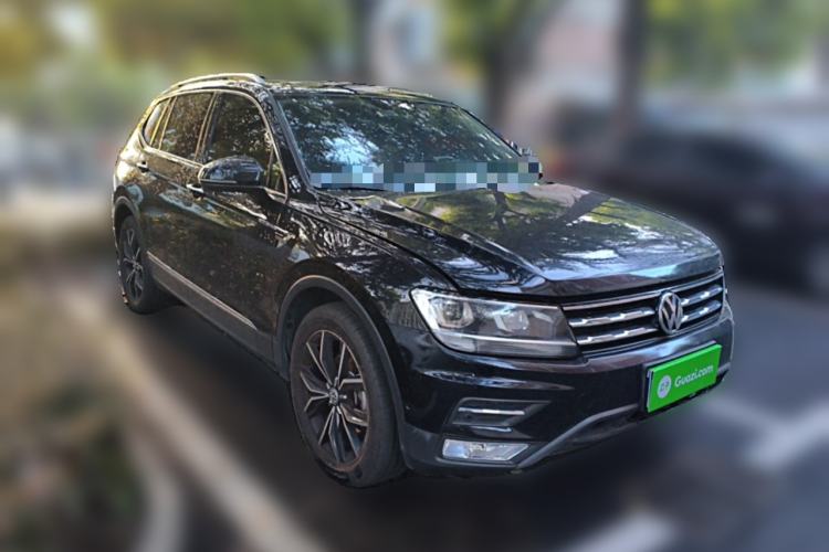 Used Volkswagen Tiguan L 2020 330TSI Automatic Two-Wheel Drive Smart Luxury Edition China VI Standard Front Right 45 Deg