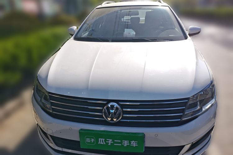 Used Volkswagen Gran Lavida 2015 1.6L Automatic Comfort Edition
