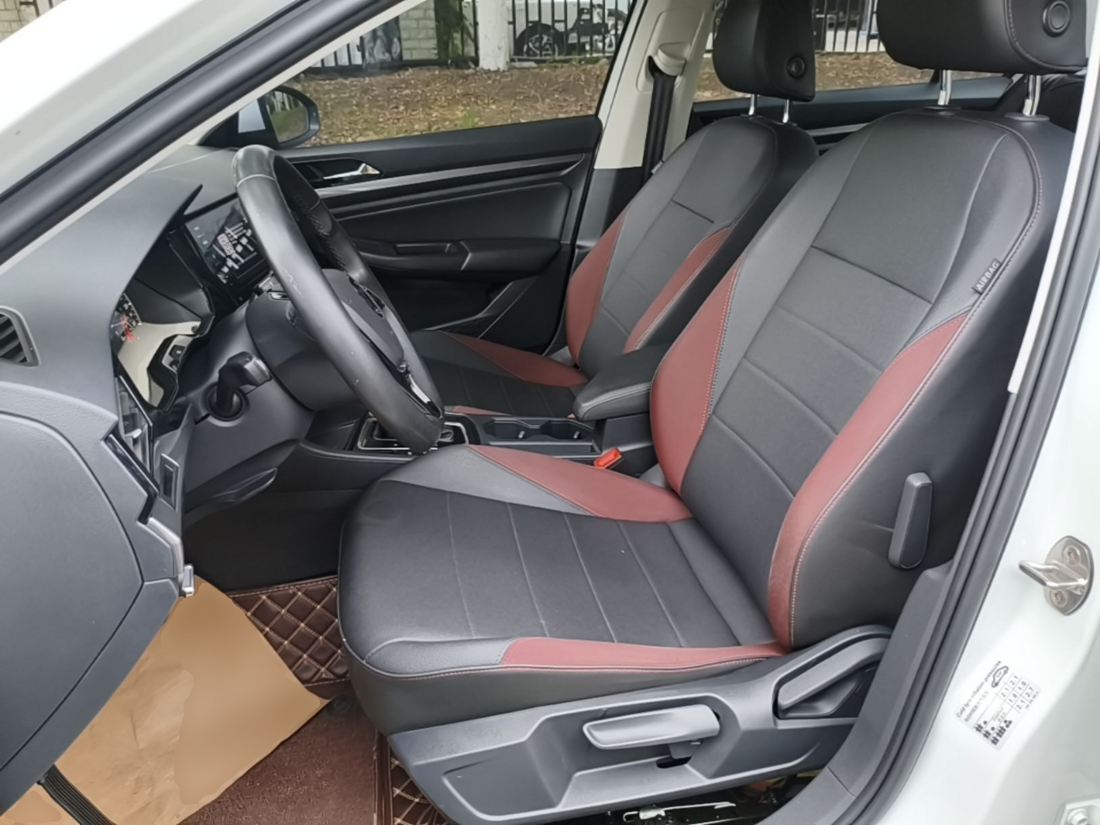 Interior delantero
