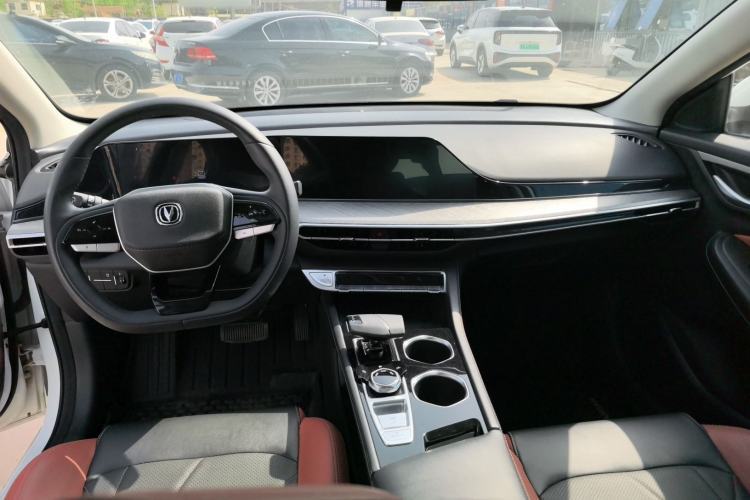 Used CHANGAN Eado 2022 PLUS Blue Whale NE 1.4T GDI DCT Prestige Edition Interior 3