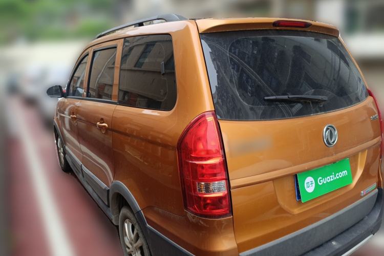 Used Dongfeng Fengon 360 2015 1.5L Manual Comfort 7-Seater China IV Standard Rear Left 45 Deg