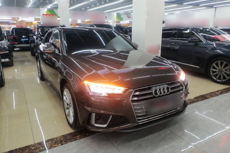 Used Audi A4L 2019 40 TFSI Fashion Edition China VI Emission Standard