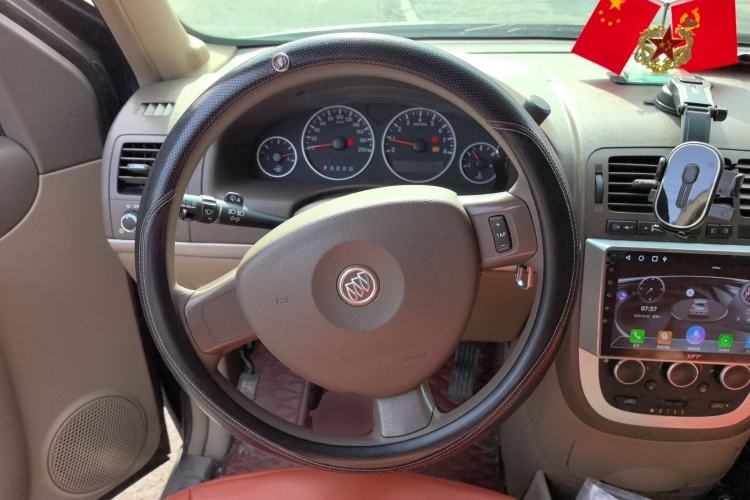 Used Buick GL8 2014 2.4L Classic Edition
