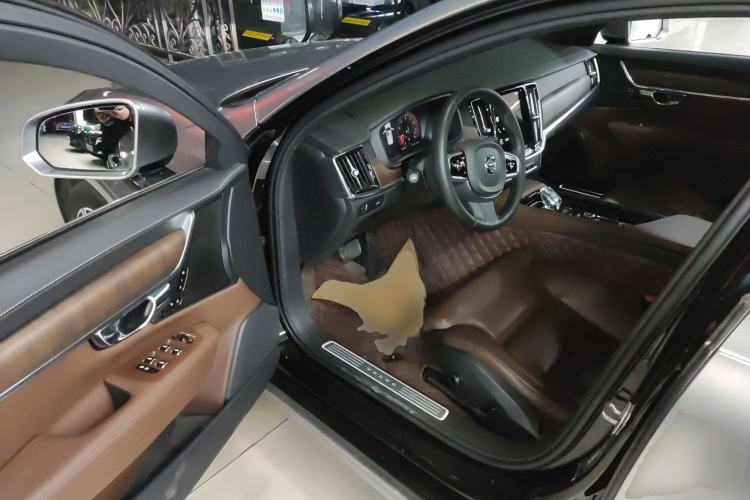 Used Volvo S90 2021 B5 Zhiyuan Luxury Edition
