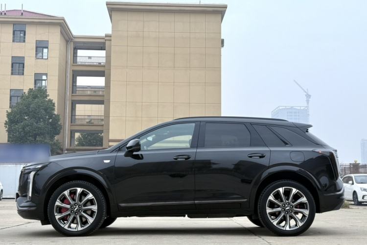 Used Cadillac XT5 2025 2.0T Platinum Edition
