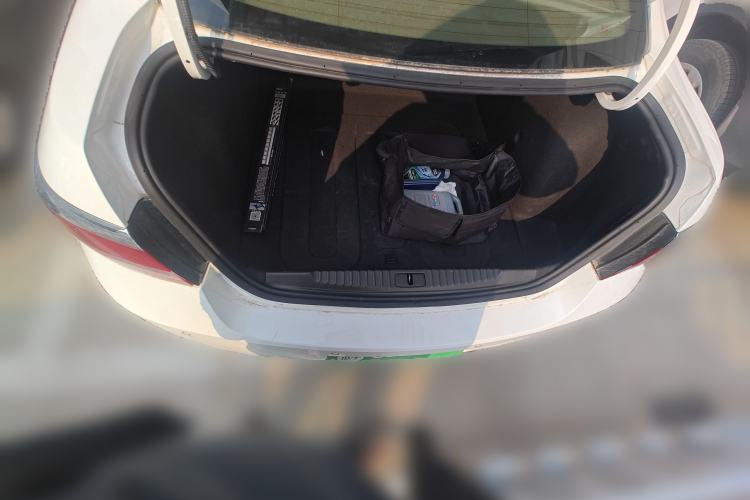 Used Buick GT 2013 GT 1.6L Manual Entry-Level Model Trunk