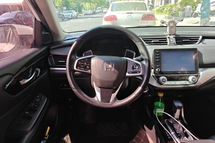 Used Honda Envix 2019 180TURBO CVT Prestige Edition China VI
