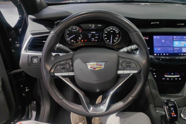 Used Cadillac XT6 2022 2.0T Six-Seater Four-Wheel Drive Luxury Version
