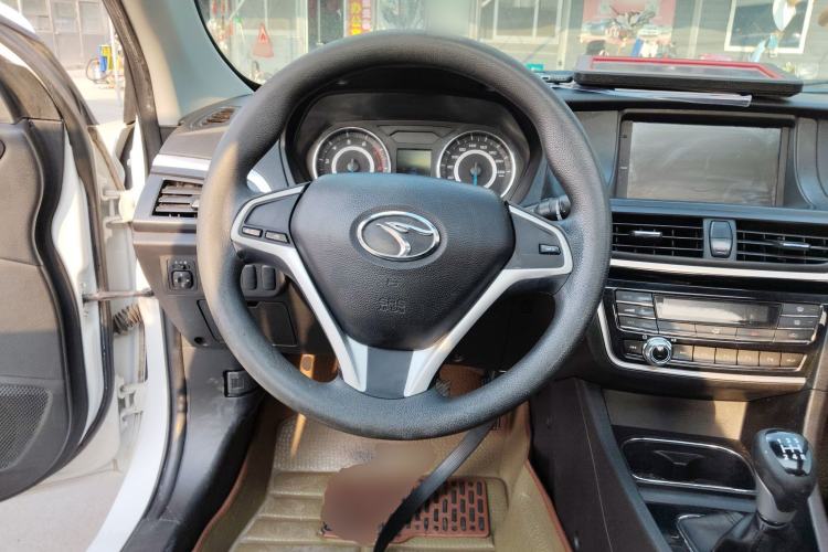 Used Soueast V5 Lingzhi 2015 Plus 1.5L Manual Smart Edition Steering Wheel