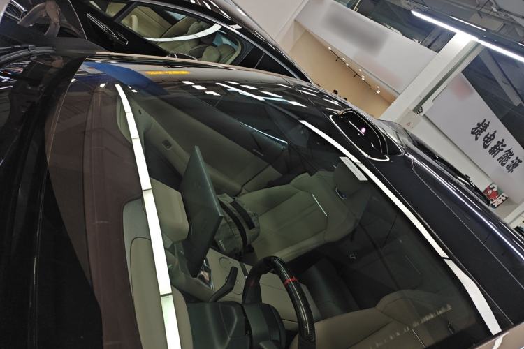 Used Xiaomi Auto YU7 2025 Ultra-Long Range High-Performance All-Wheel-Drive Max Edition
