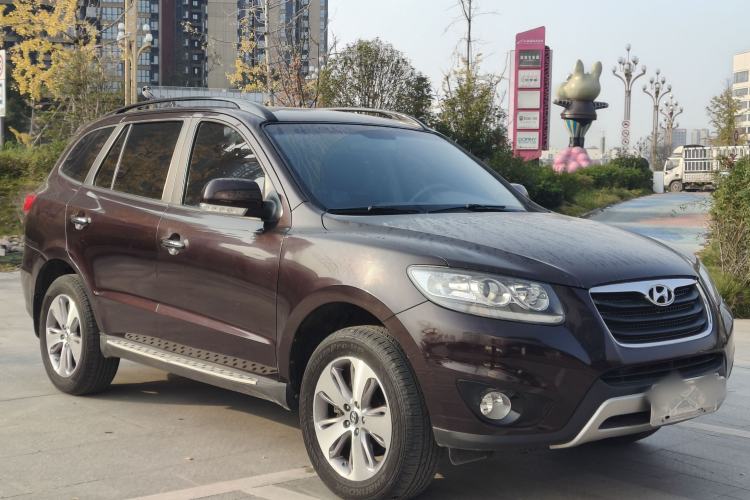 Used Hyundai Santa Fe Classic 2012 2.4 Luxury Edition 7-Seater Four-Wheel Drive
