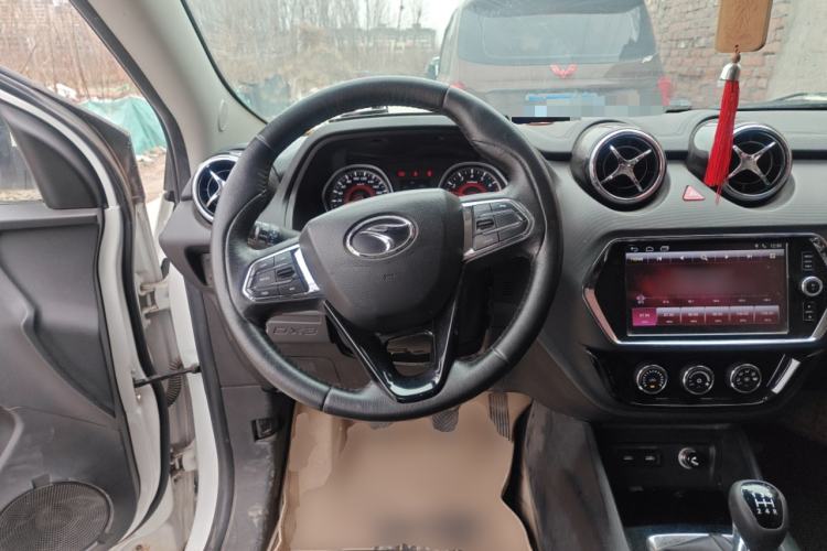 Used Soueast DX3 2018 1.5L Manual Flagship Edition Steering Wheel