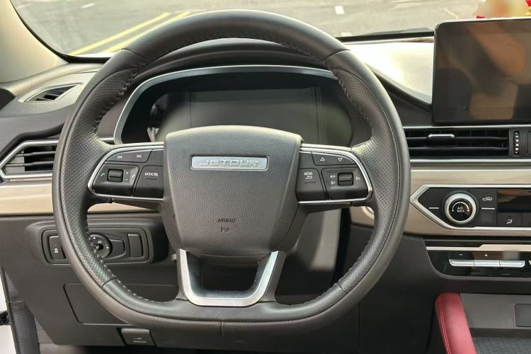 Used JETOUR X70 2023 1.5T DCT Beyond PRO Edition 5-Seater
