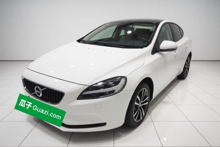 Used Volvo V40 2017 T3 Zhiyi Edition