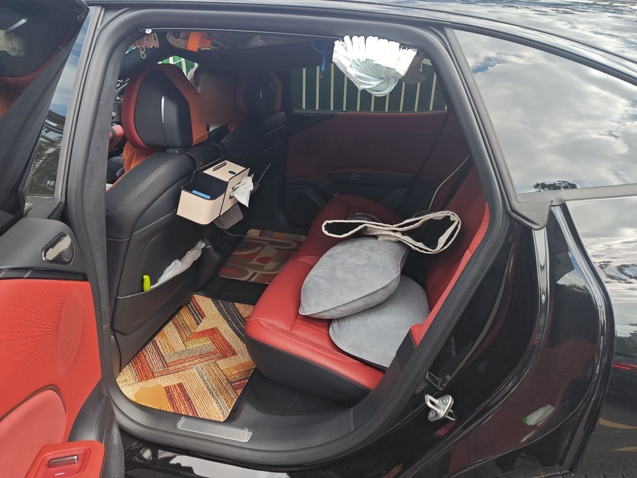 Zeekr 007GT 2026 Model All-Wheel-Drive Ultra Version 103 kWh — снимка 17