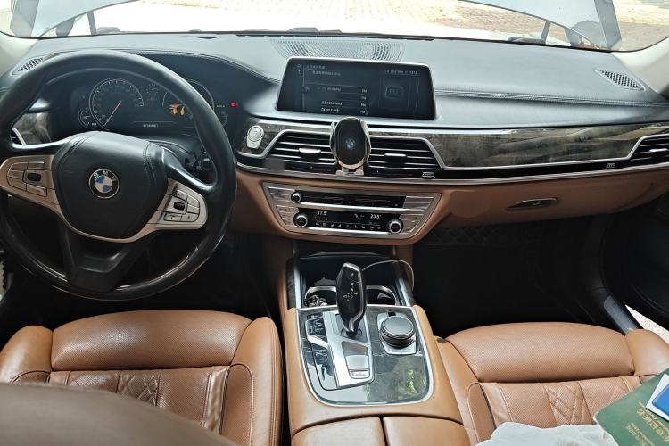 Used BMW 7 Series 2016 730Li Luxury Model