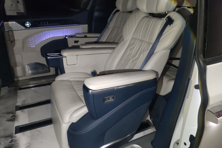 Used Zeekr 009 2022 WE Edition
