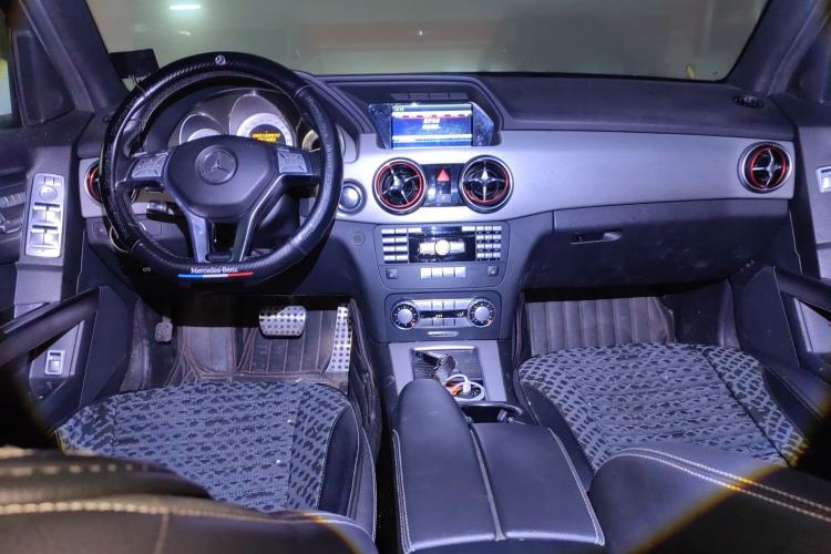 Used Mercedes-Benz GLK-Class 2015 GLK 300 4MATIC Fashion Edition Ultimate Version
