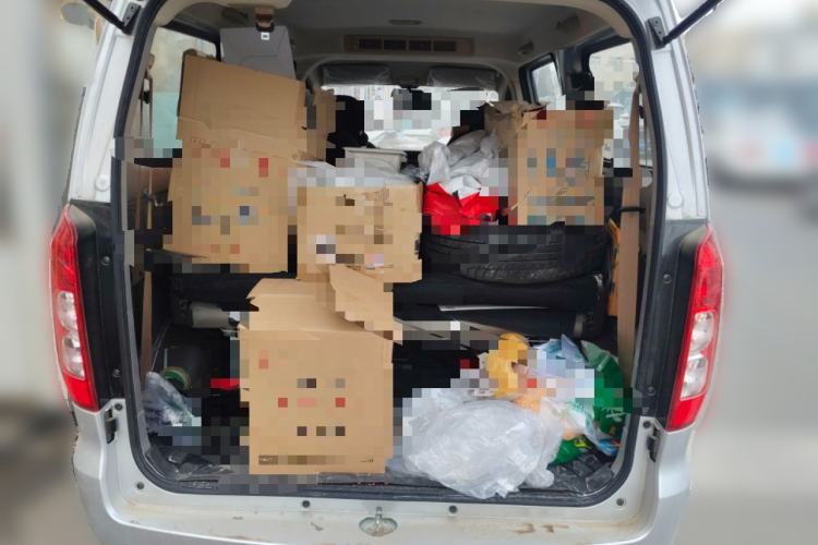 Used Wuling Hongguang V 2022 1.5L Jingqu Version Hydraulic Power Steering LAR