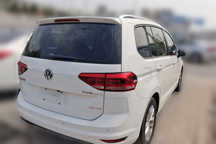 Used Volkswagen Touran 2016 Volkswagen Touran L 280TSI DSG Comfort Edition Rear Right 45 Deg