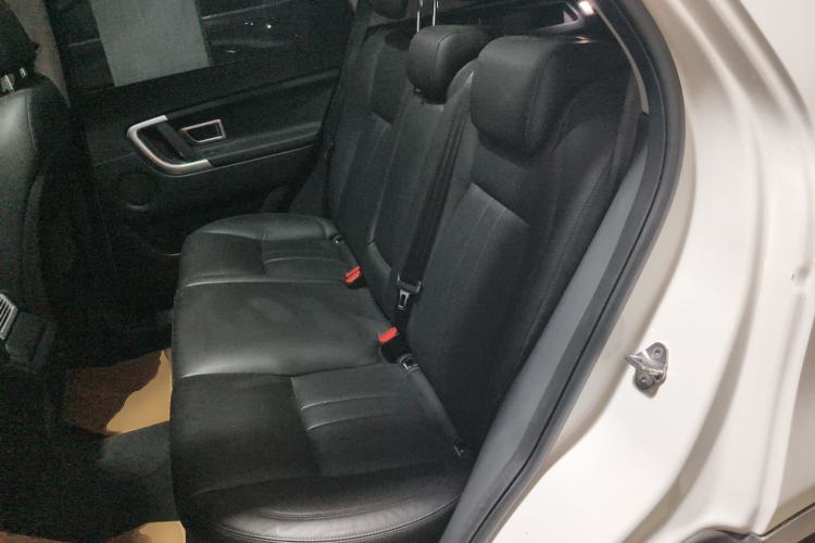 Used Land Rover Discovery Sport 2018 240 PS SE Version Left Rear Seat