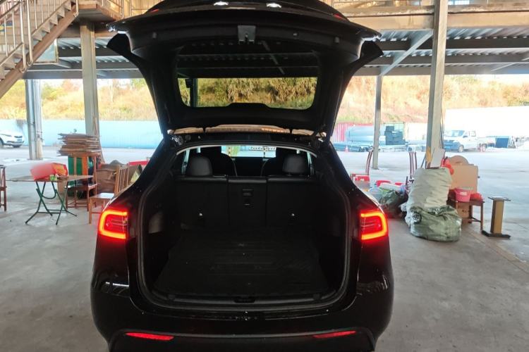 Used Tesla Model Y 2021 Standard Range Rear-Wheel Drive Version