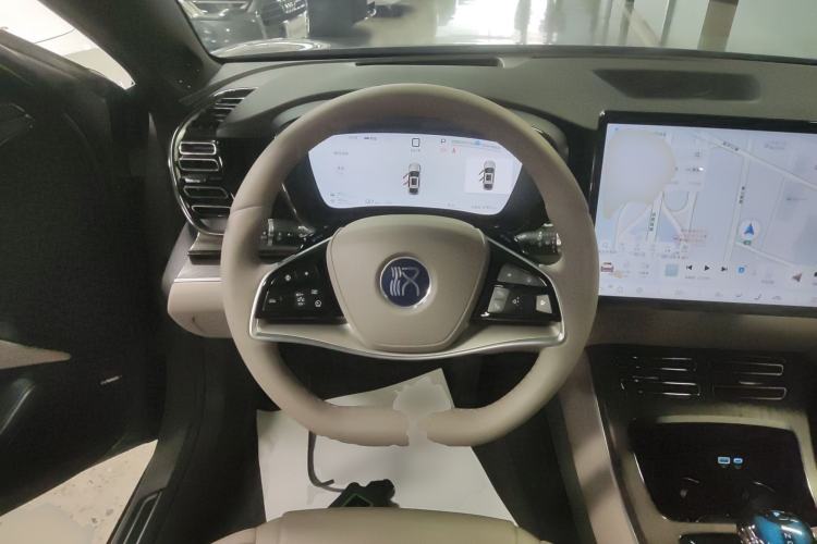 Used BYD Han 2025 DM-i Intelligent Driving Edition 125KM LiDAR Flagship Model
