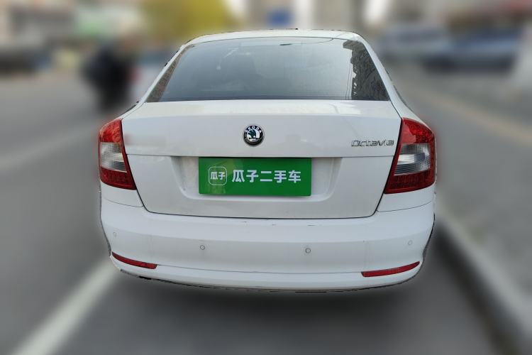 Used Skoda Octavia 2012 1.6L Automatic Yijun Edition Rear
