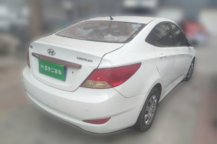 Used Hyundai Verna (older generation) 2010 Sedan 1.4L Manual Comfort GS
