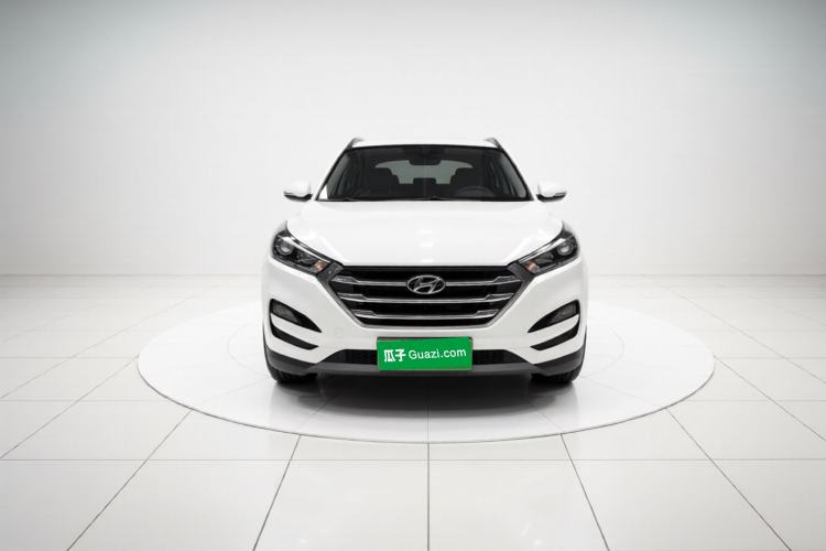Used Hyundai Tucson 2015 2.0L Automatic Two-Wheel Drive Smart Version