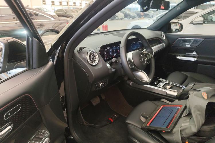 Used Mercedes-Benz GLB 2024 Refresh GLB 220 Fashion Edition Driver Seat