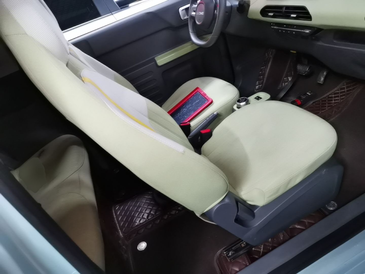 Geely Galaxy Panda 2023 Panda Mini 200km Endurance Bear — снимка 19