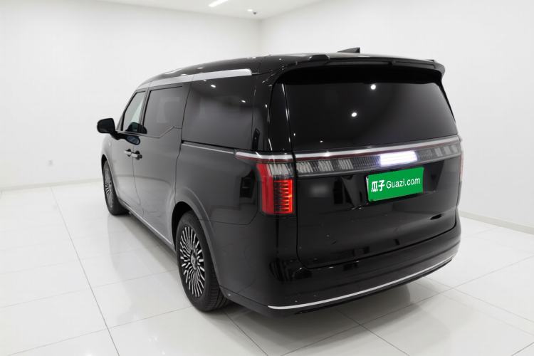 Used Zeekr 009 2024 7-Seater Walk-Through Version Four-Wheel Drive 108 kWh
