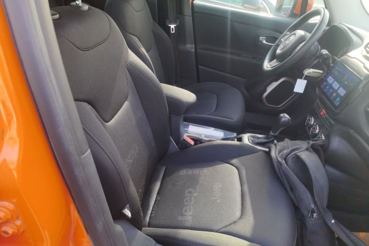 Used Jeep Renegade 2017 180T Automatic High-Energy Version
