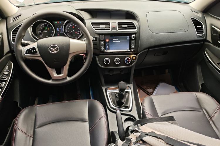 Used HYOSOW S2 2016 1.5L Manual Luxury Model China V Standard
