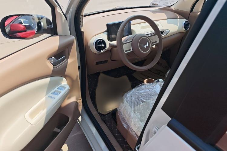 Used Wuling Hongguang MINIEV 2025 Four-Door Version Advanced Edition