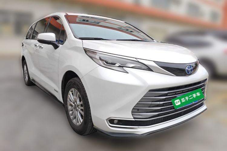 Used Toyota Sienna 2021 2.5L Hybrid Luxury Edition
