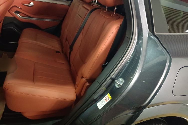 Used BYD Tang L 2025 EV with 670 km Range LiDAR and Premium Features Left Rear Seat