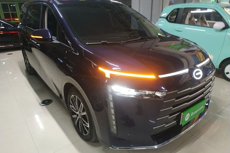 Used GAC Trumpchi E8 New Energy 2024 150km MAX Front Right 45 Deg