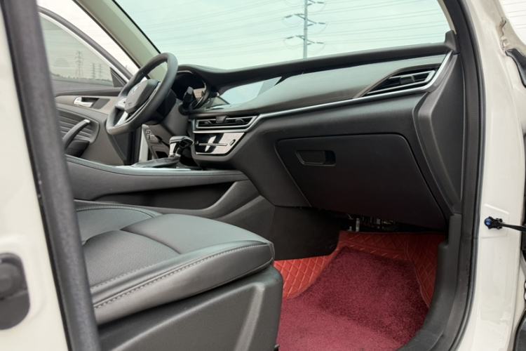 Used CHANGAN CS35PLUS 2019 1.4T DCT Chuanlian Blue Whale Edition Interior 8